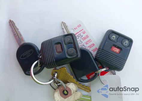 2007 Ford Explorer Sport Trac Xlt from USA, damaged, VIN 1FMEU518X7UB01721